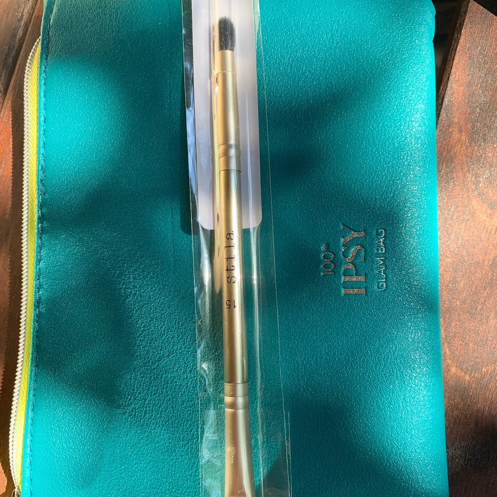 Brand New Stila Double Sided Brush 15